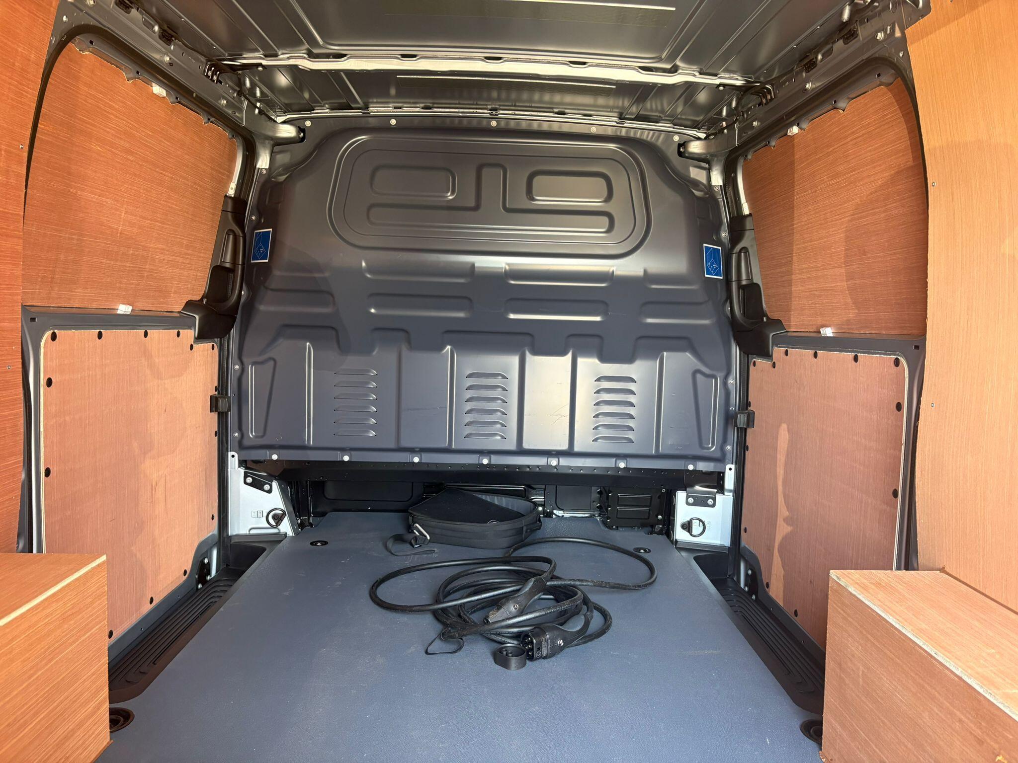 Mercedes-Benz eVito
